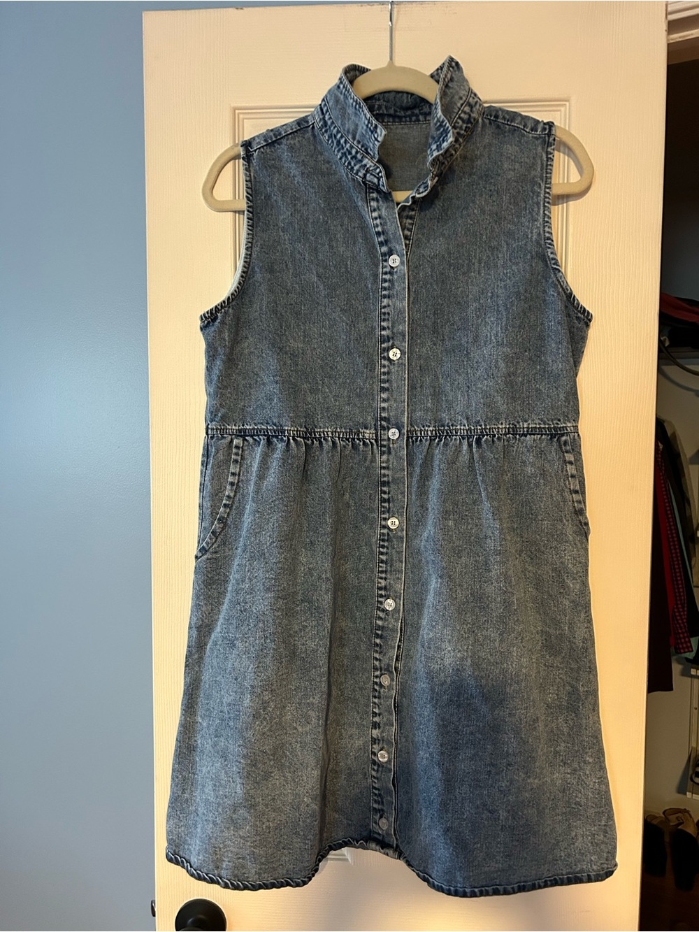 Vintage Sleeveless Denim Button-Front Dress